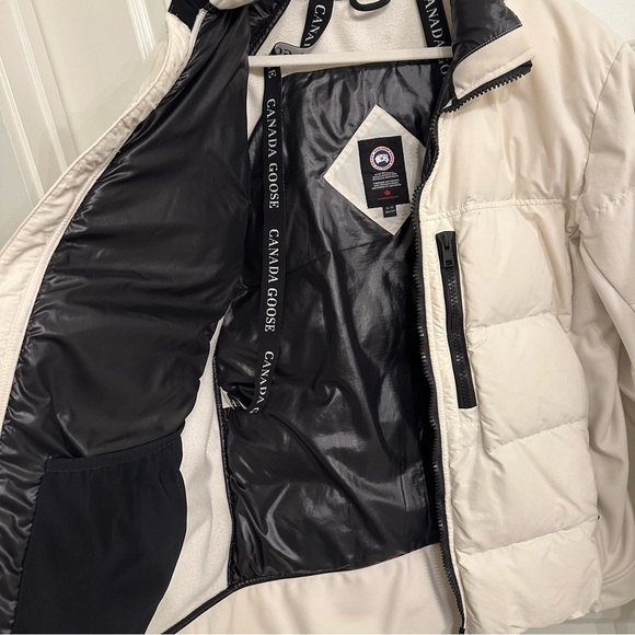 Canada Goose HyBridge Down Jacket - cream with black zippers - Picture 4 of 11